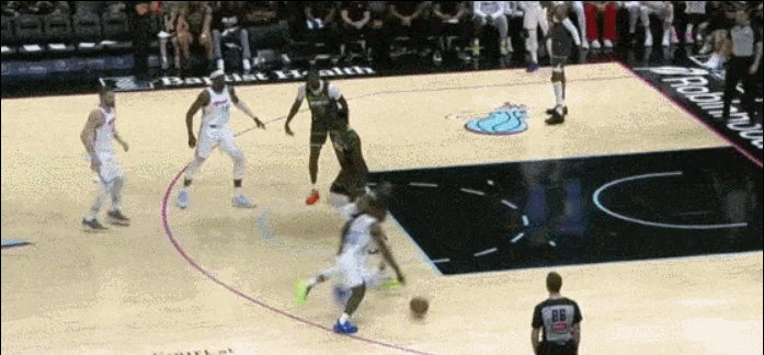 持在进攻人 持在进攻人