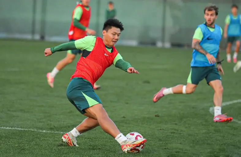 四后卫的问, 要尽全力去 四后卫的问, 要尽全力去